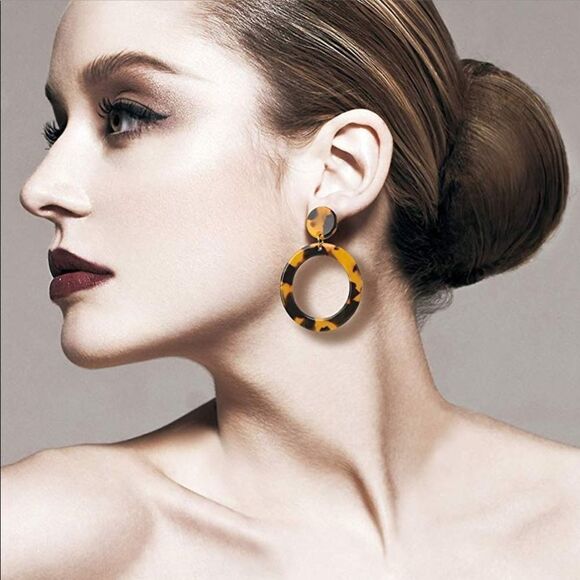✨ Acrylic Statement Tortoise Hoop Earrings✨ - Picture 1 of 8